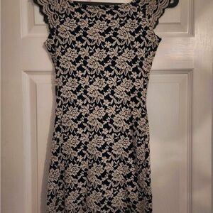 Elegant Floral Lace Mini Dress